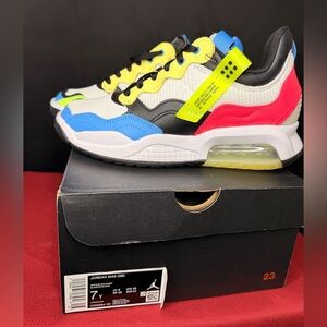 AUTHENTIC NIKE JORDAN MA2 "WHITE COAST”